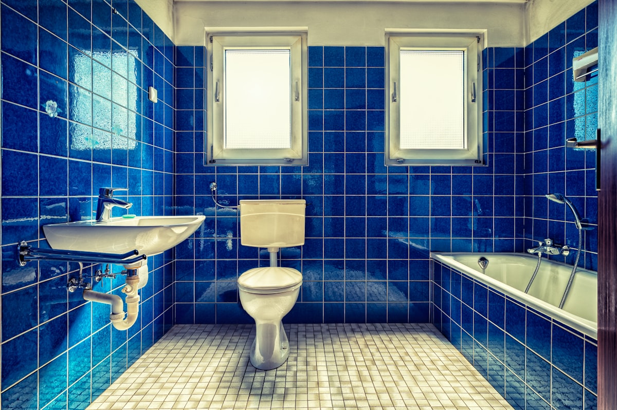 Bagno prima della ristrutturazione
